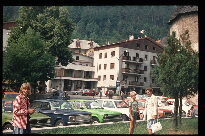 11.Drielandenpunt jun 1976 Mama,Marion,Peter.JPG